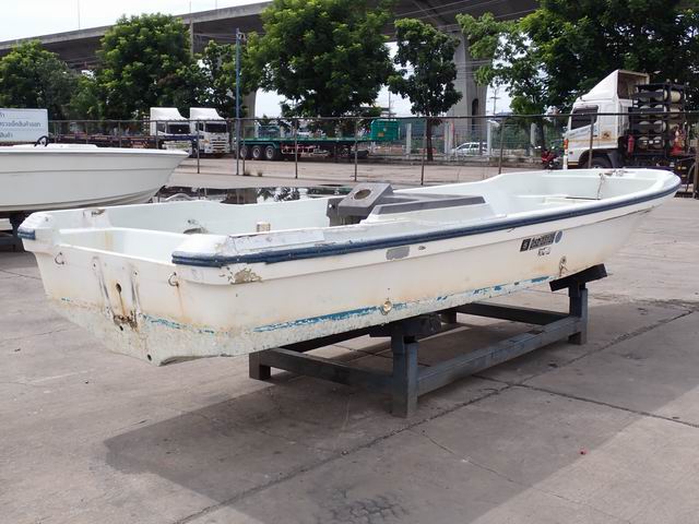 เรือ ยี่ห้อ YAMAHA W-19 | บริษัทเจเอสเอสอาร์ อ๊อกชั่น จำกัด เรือ ยี่ห้อ YAMAHA W-19 | บริษัทเจเอสเอสอาร์ อ๊อกชั่น จำกัด